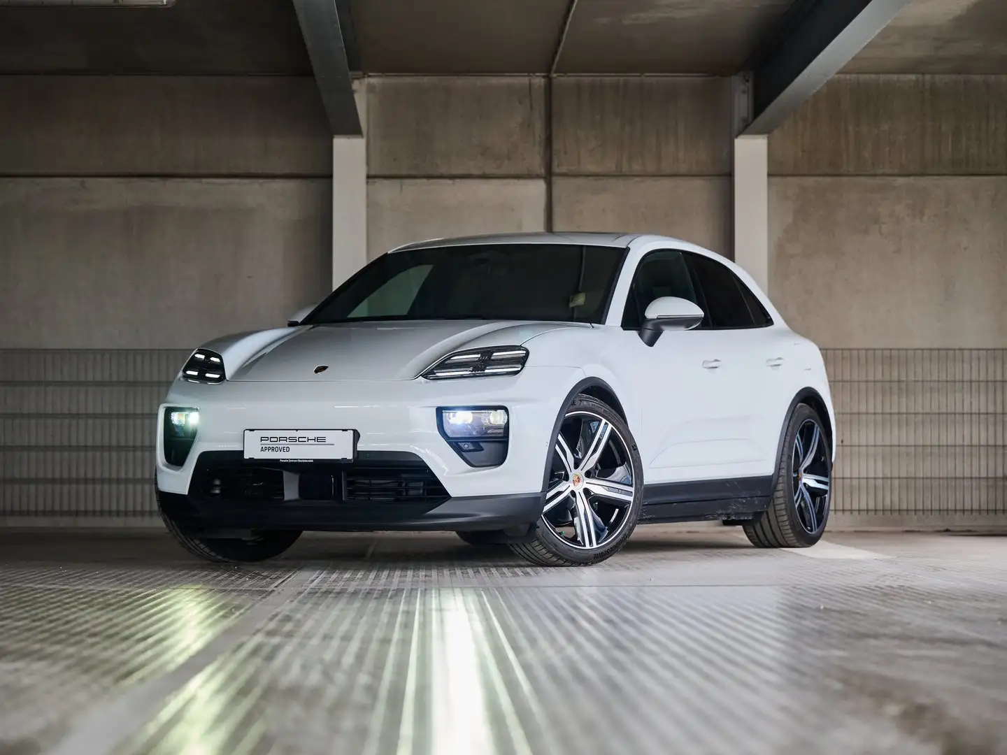 Porsche Macan 4 Weiß - 1