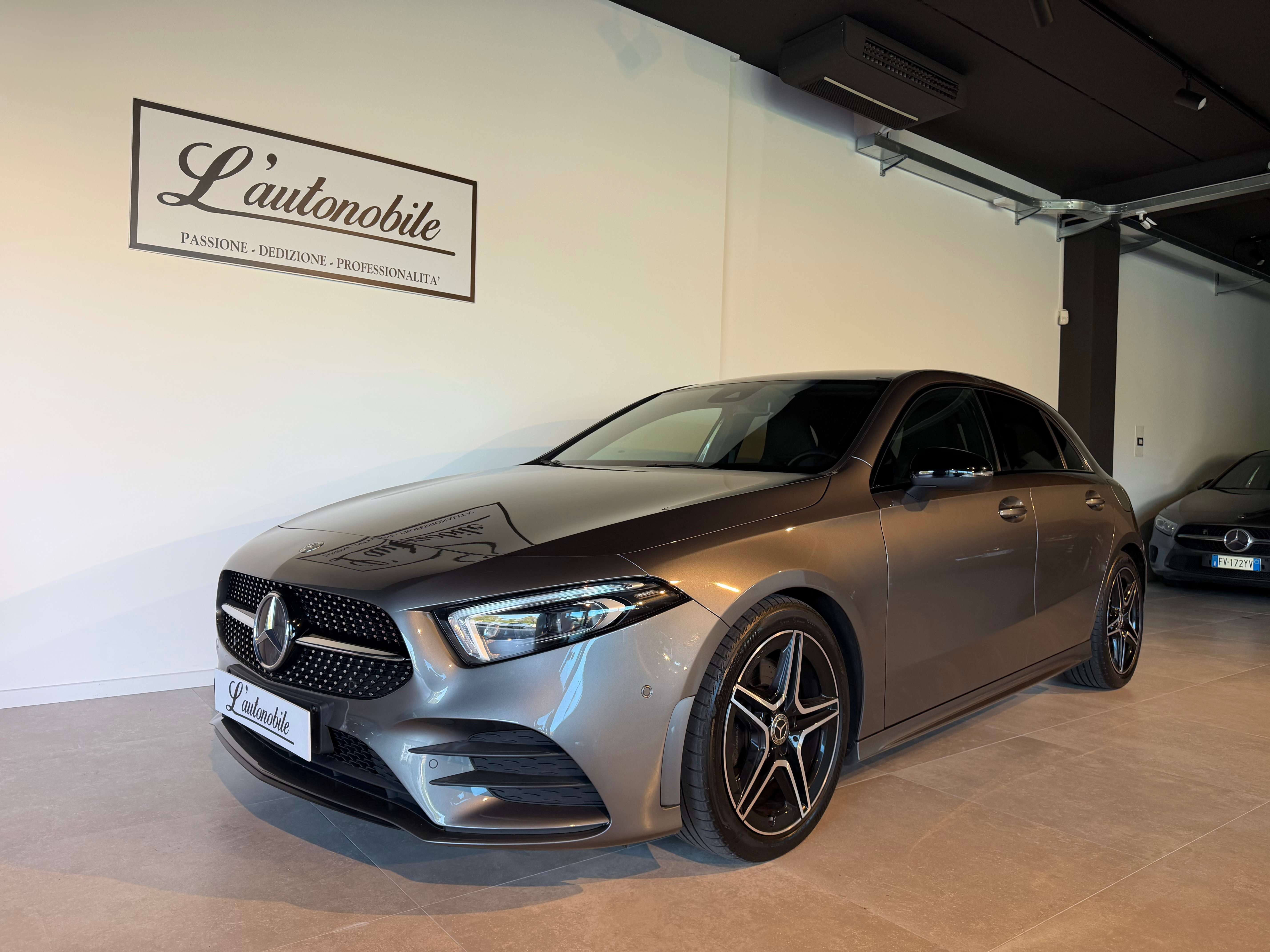 Mercedes-Benz A 220