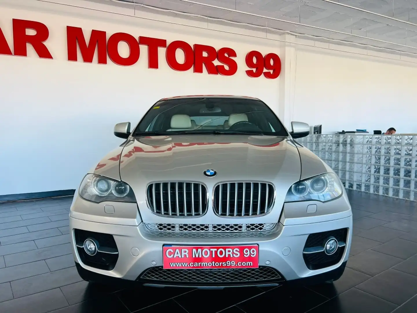 BMW X6 xDrive 35dA Beige - 2