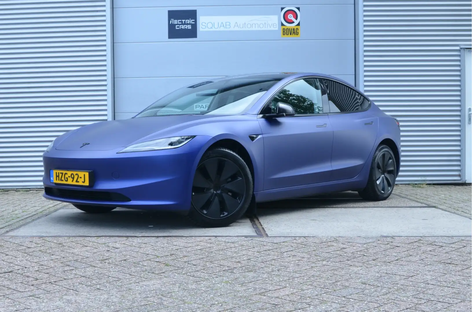 Tesla Model 3 Long Range RWD 78 kWh Highland, WLTP 702km, Trekha Albastru - 1