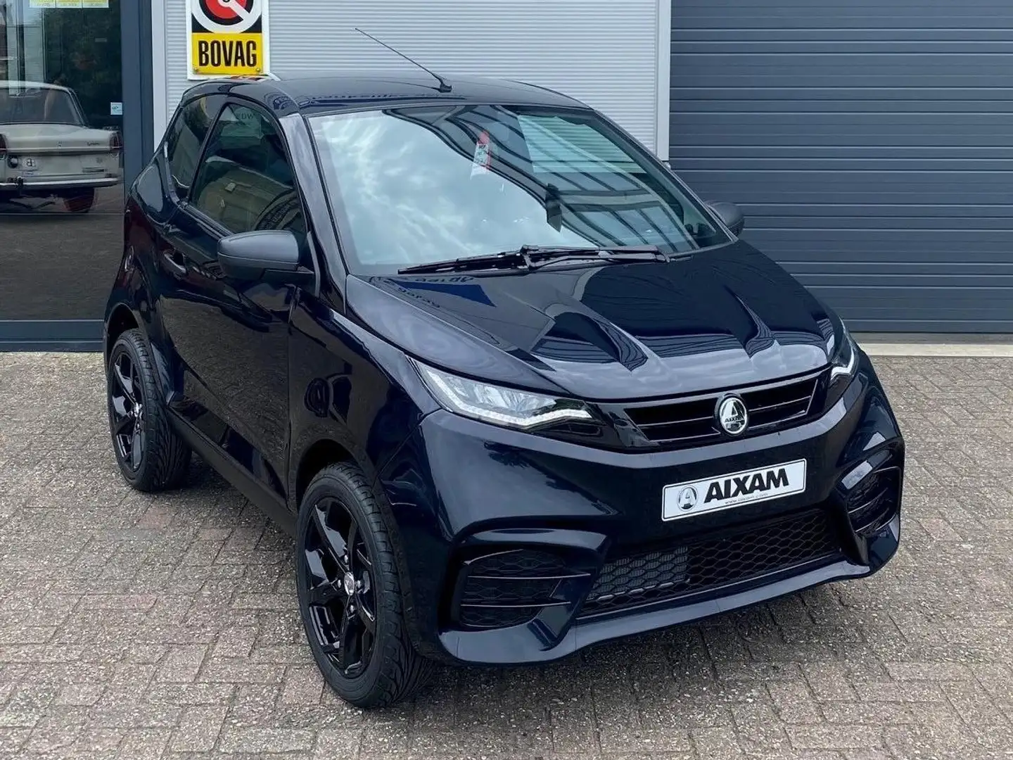 Aixam City Sport - Euro5 - ABS - 9 Inch Scherm - Full-Black Schwarz - 1