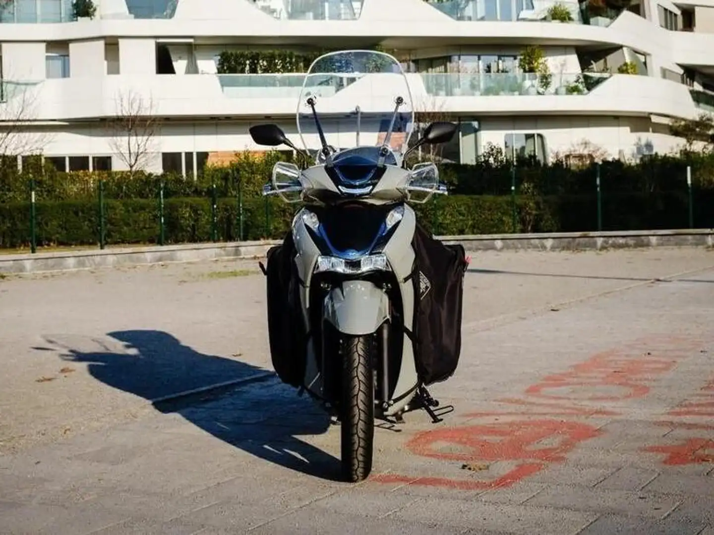 Honda SH 350i Grigio - 1