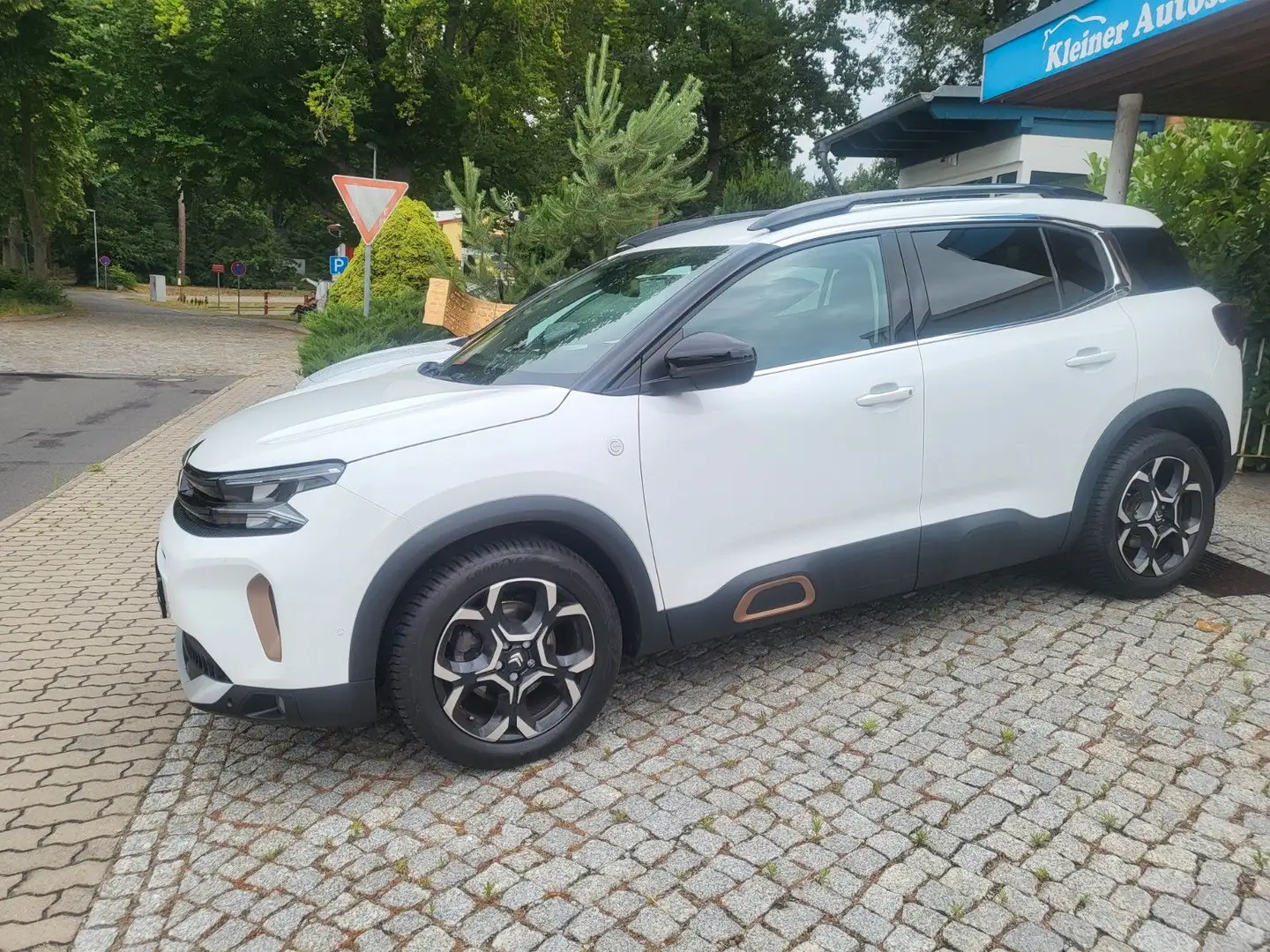 Citroen C5 Aircross PureTech 130 Virtual/LED/Navi/Kamera Weiß - 1