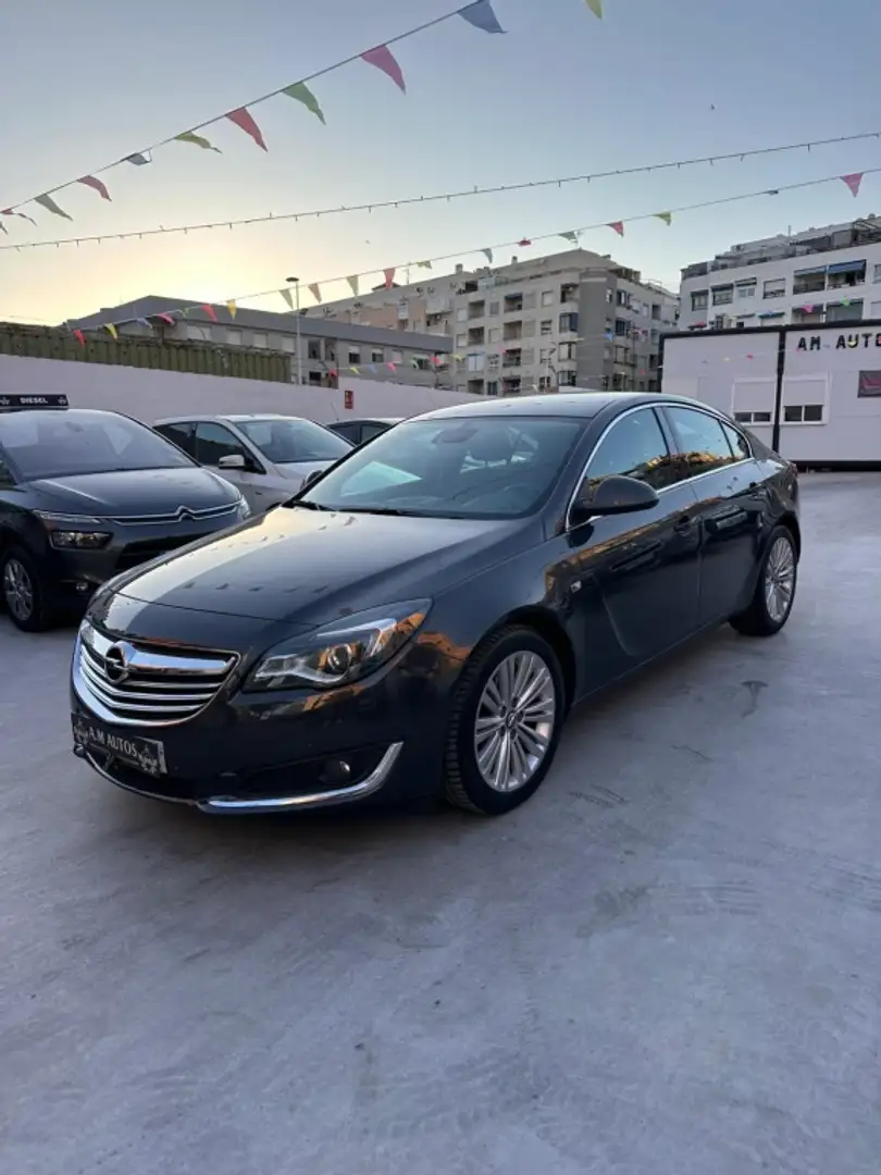 Opel Insignia 2.0CDTI ecoF. S&S Business 140 Zwart - 1