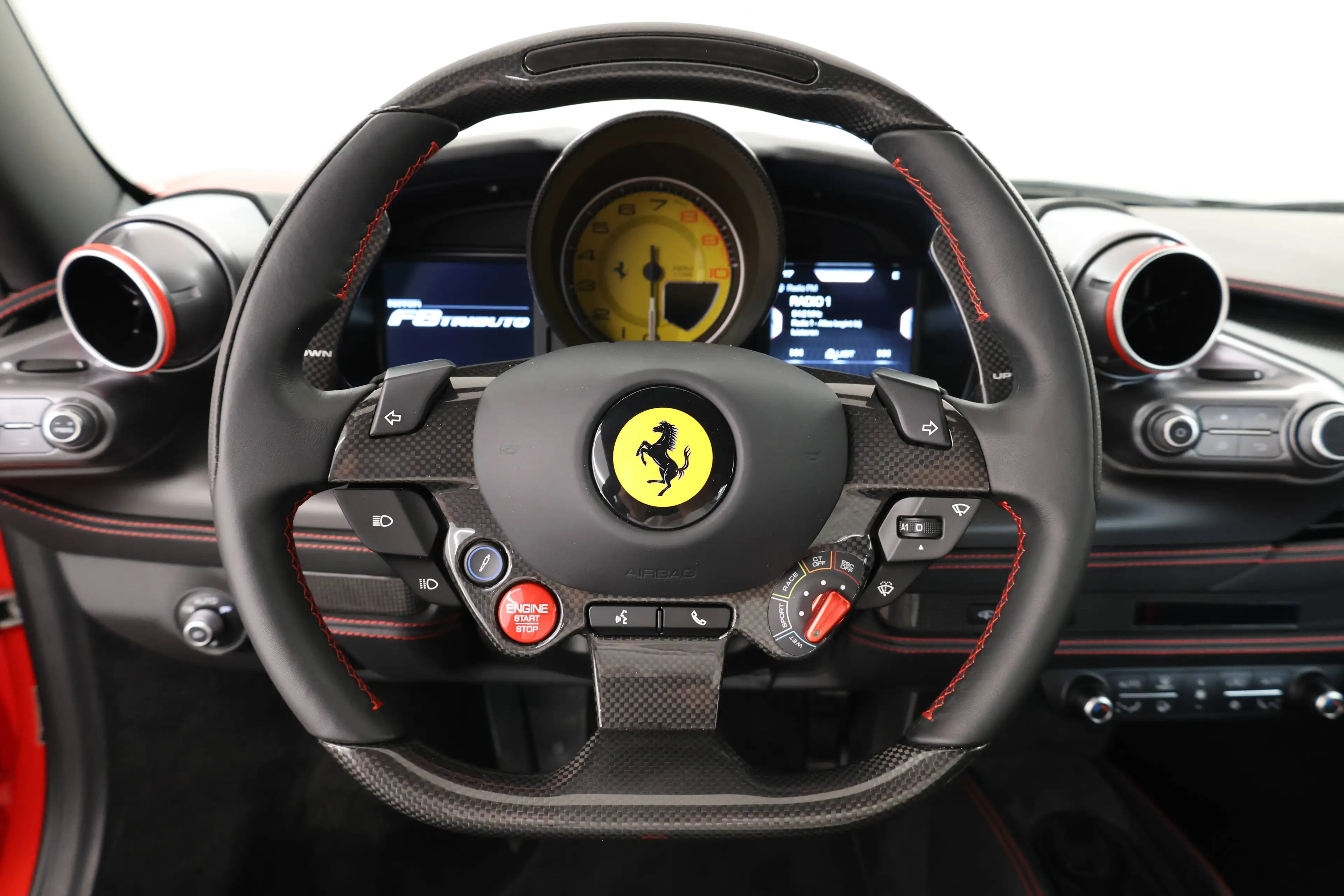 Ferrari F8 Tributo Rosso Scuderia / 2 Year Ferrari Approved — photo 15