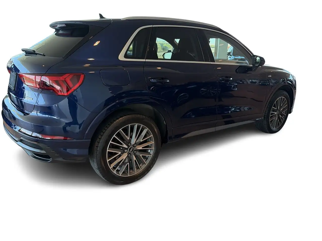 Audi Q3 снимка Audi Q3
