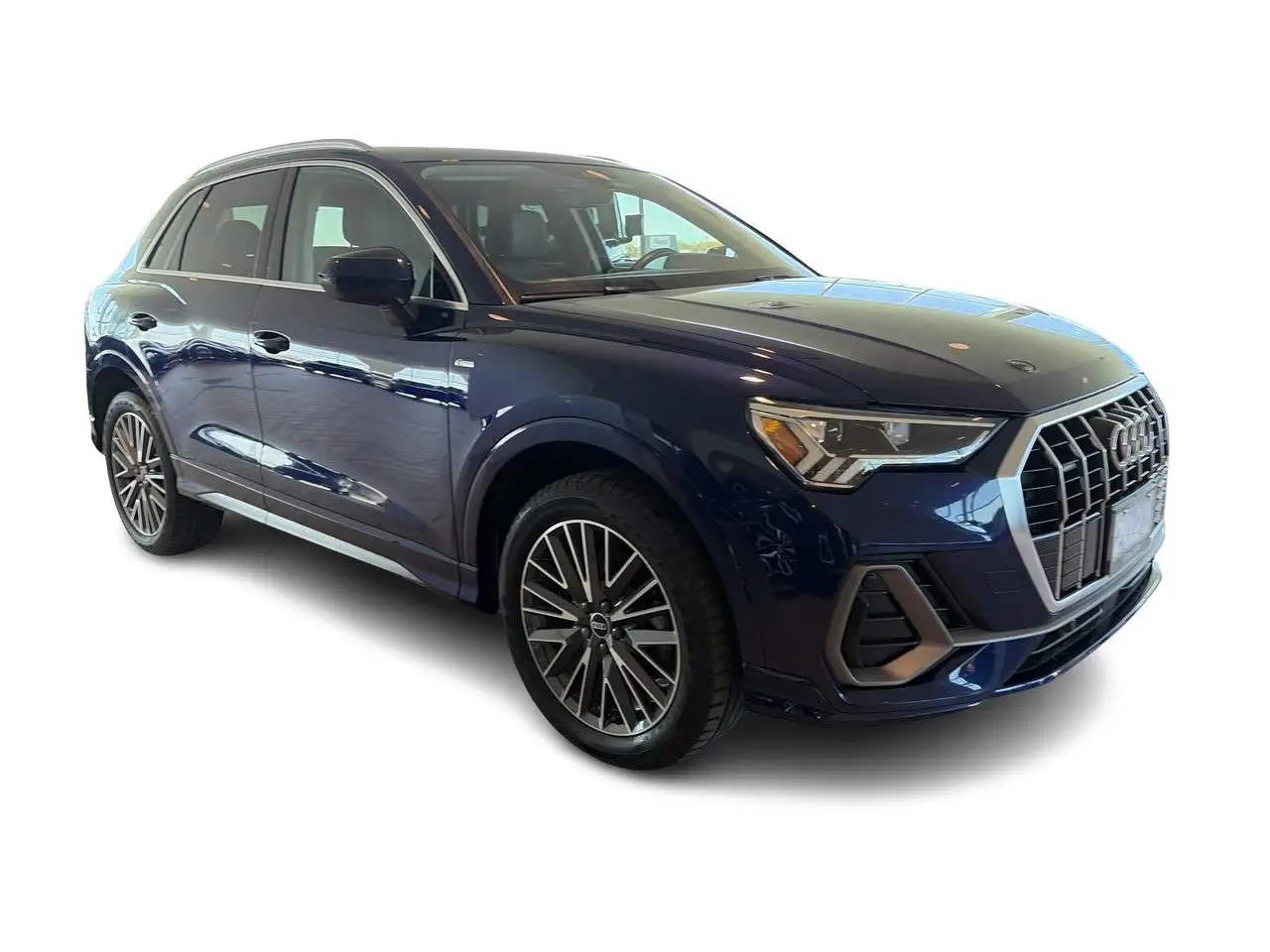 Audi Q3 снимка Audi Q3