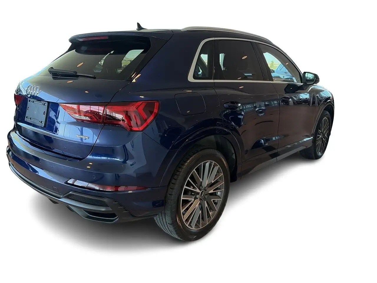 Audi Q3 снимка Audi Q3