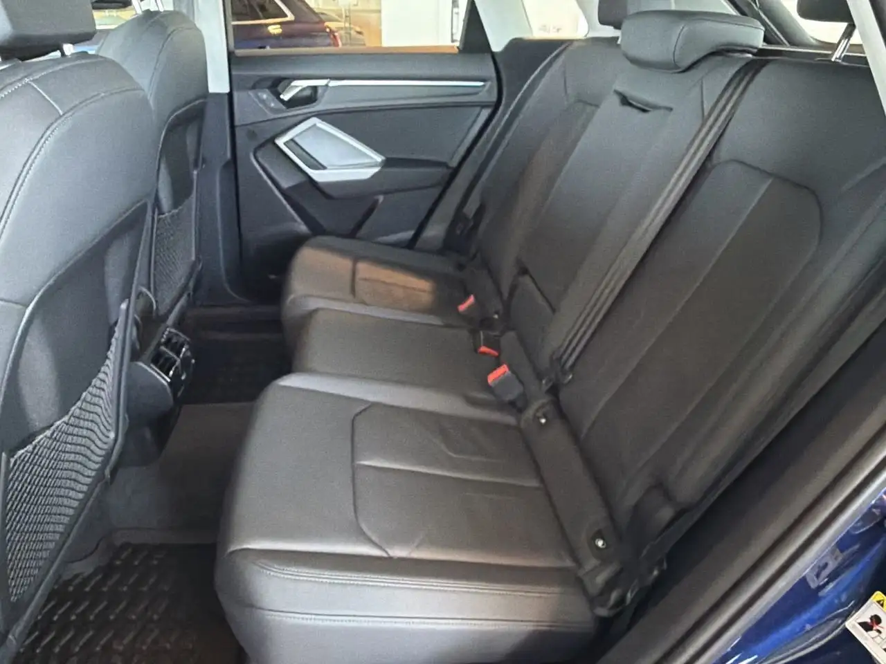 Audi Q3 снимка Audi Q3