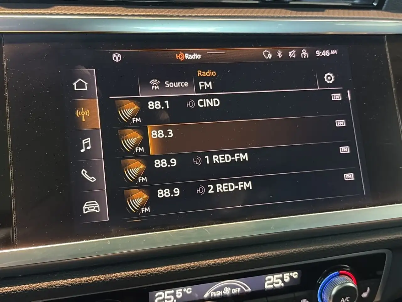 Audi Q3 снимка Audi Q3
