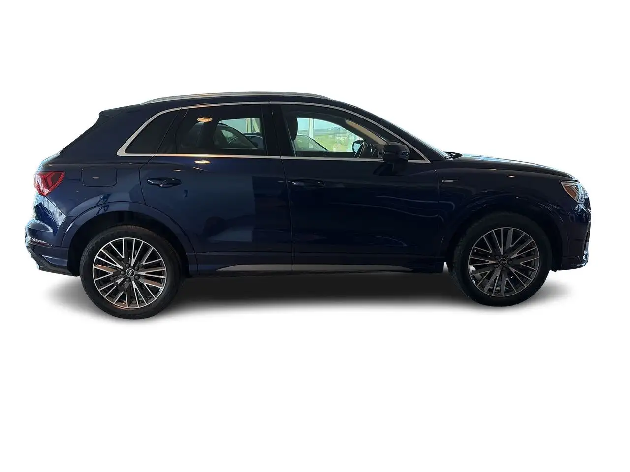 Audi Q3 снимка Audi Q3