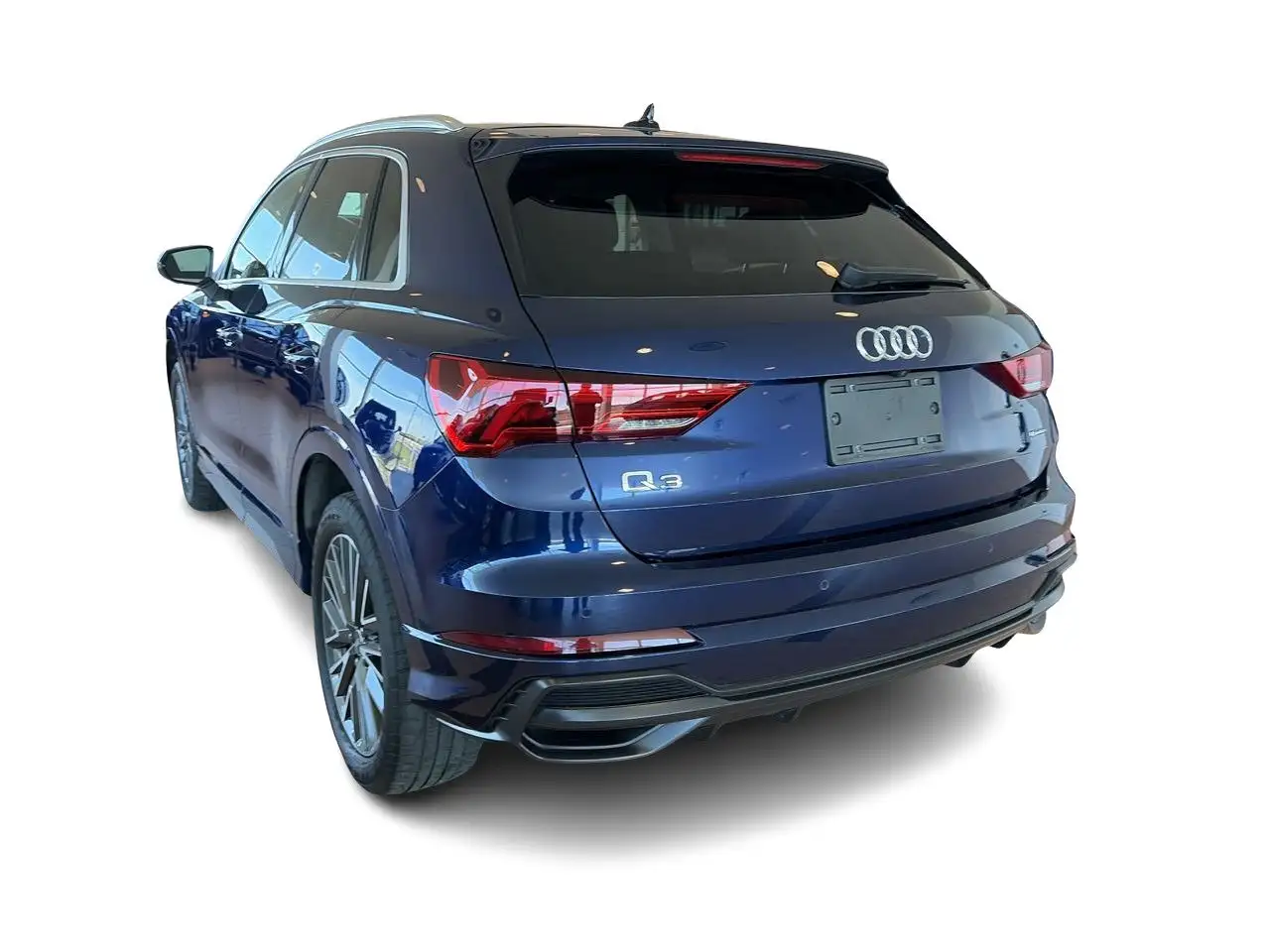 Audi Q3 снимка Audi Q3