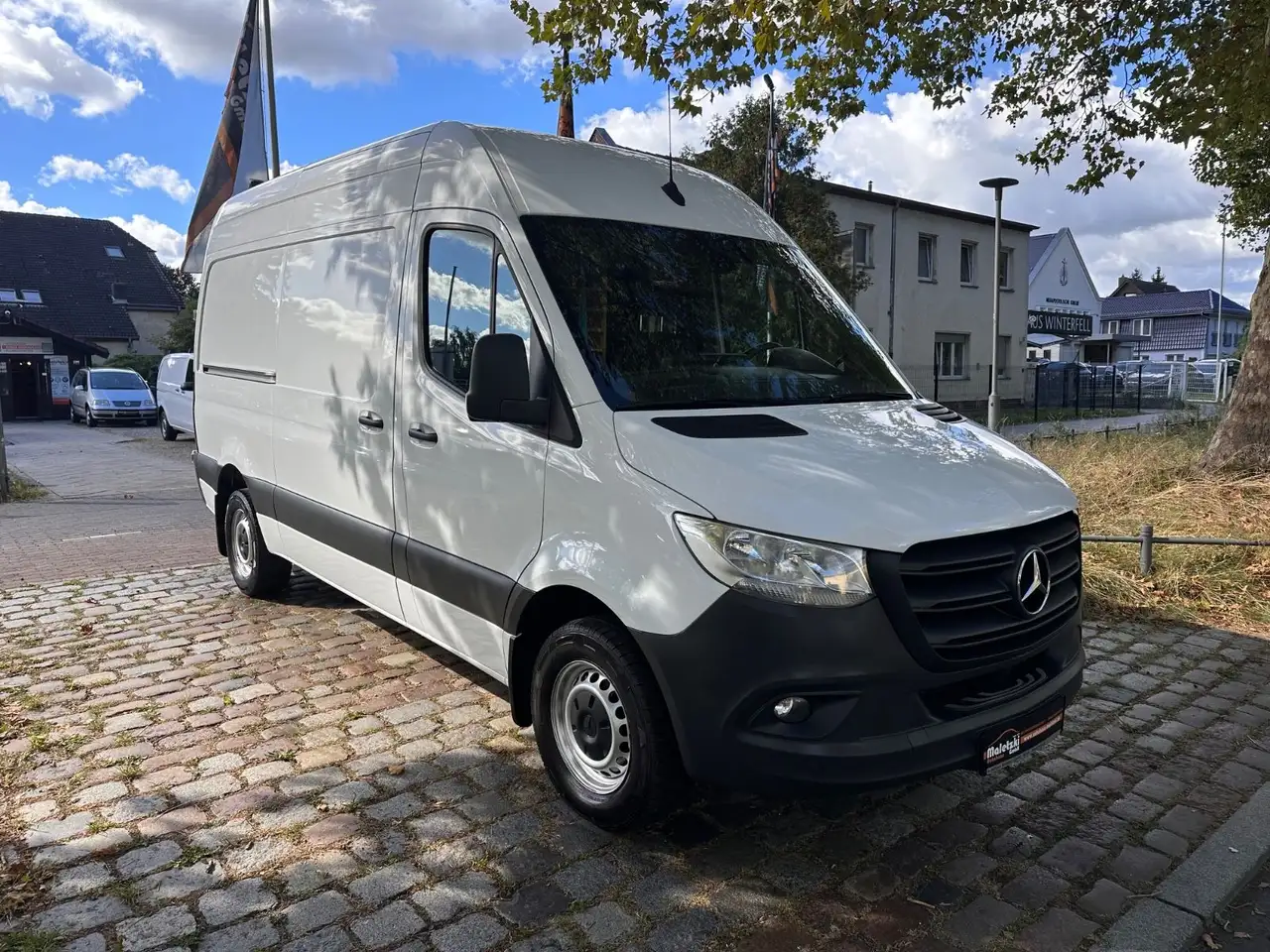 Mercedes-Benz Sprinter 315 CDI L2H2*Klima*MBUX*StHz*AHK*Kamera — photo 1 of 32