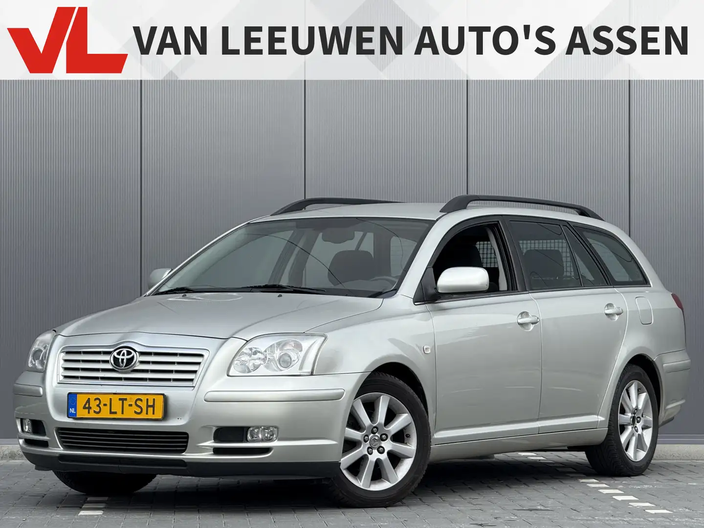 Toyota Avensis Wagon 1.8 VVTi Linea Luna | Automaat | Trekhaak | Gris - 1