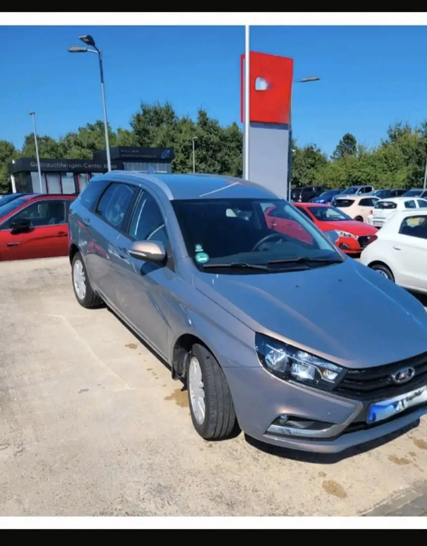 Lada Vesta Luxus 1.6 16V Automatik Beige - 1