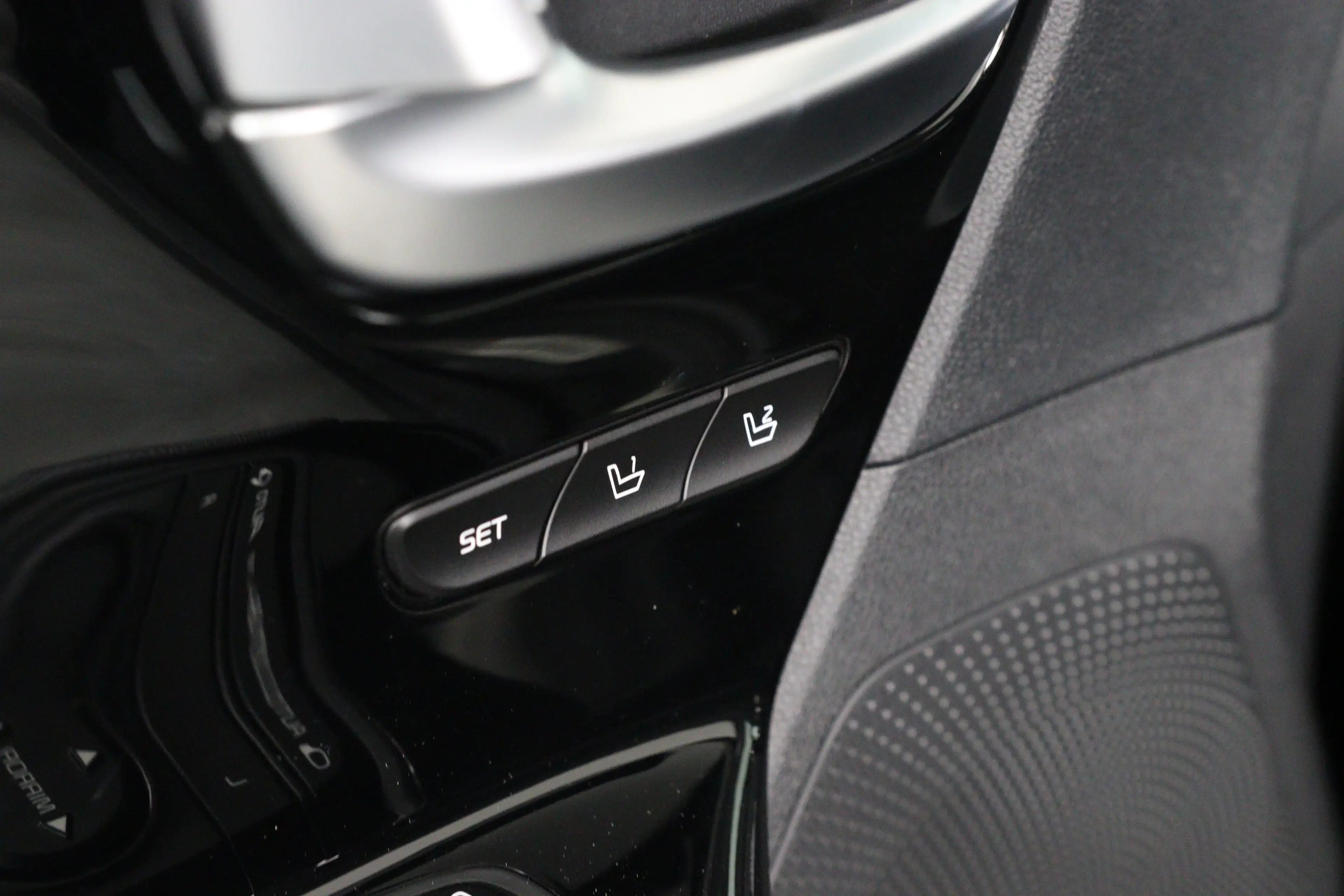 Kia e-Niro ExecutiveLine 64 kWh | Dealer Onderhouden! | JBL | — photo 7