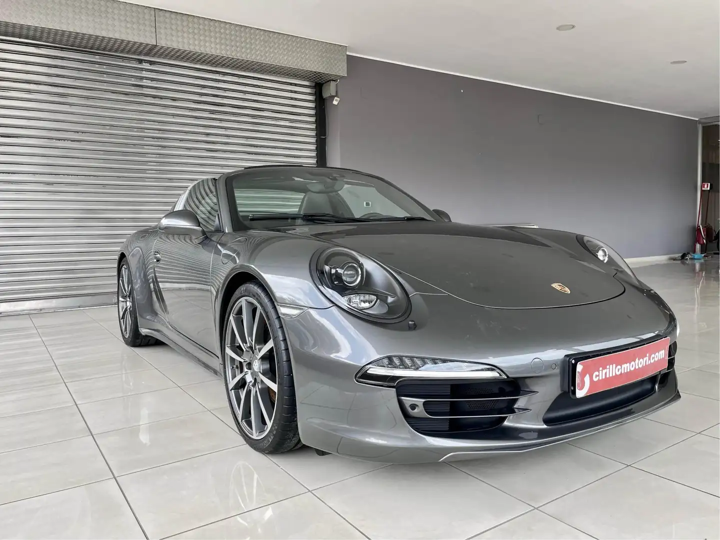 Porsche 991 Targa 4S 400CV PDK IVA ESPOSTA Gris - 2