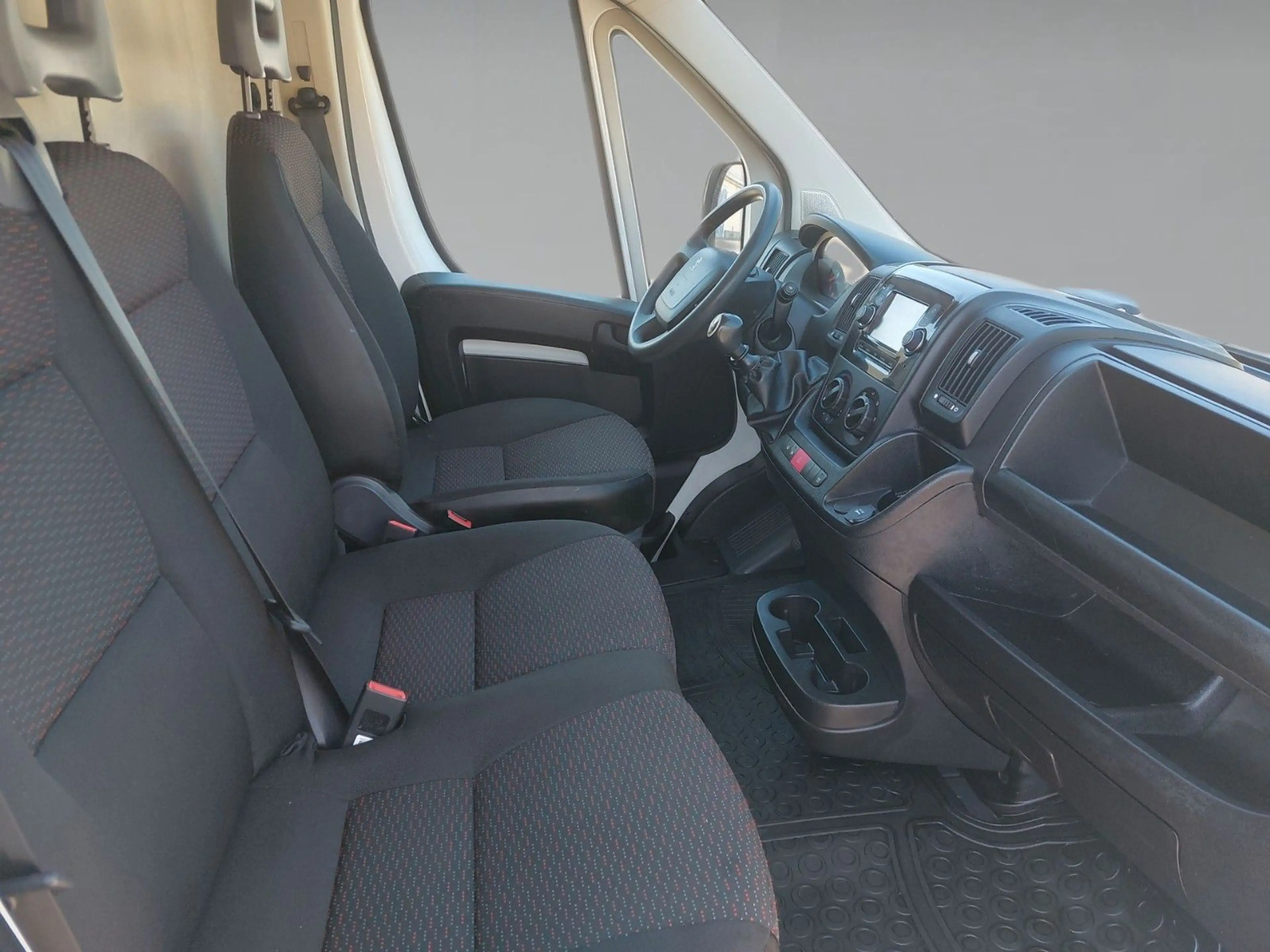 Peugeot Boxer BOXER KASTEN330 L1H1 START&STOP KAMERA BLUETOOTH — photo 4