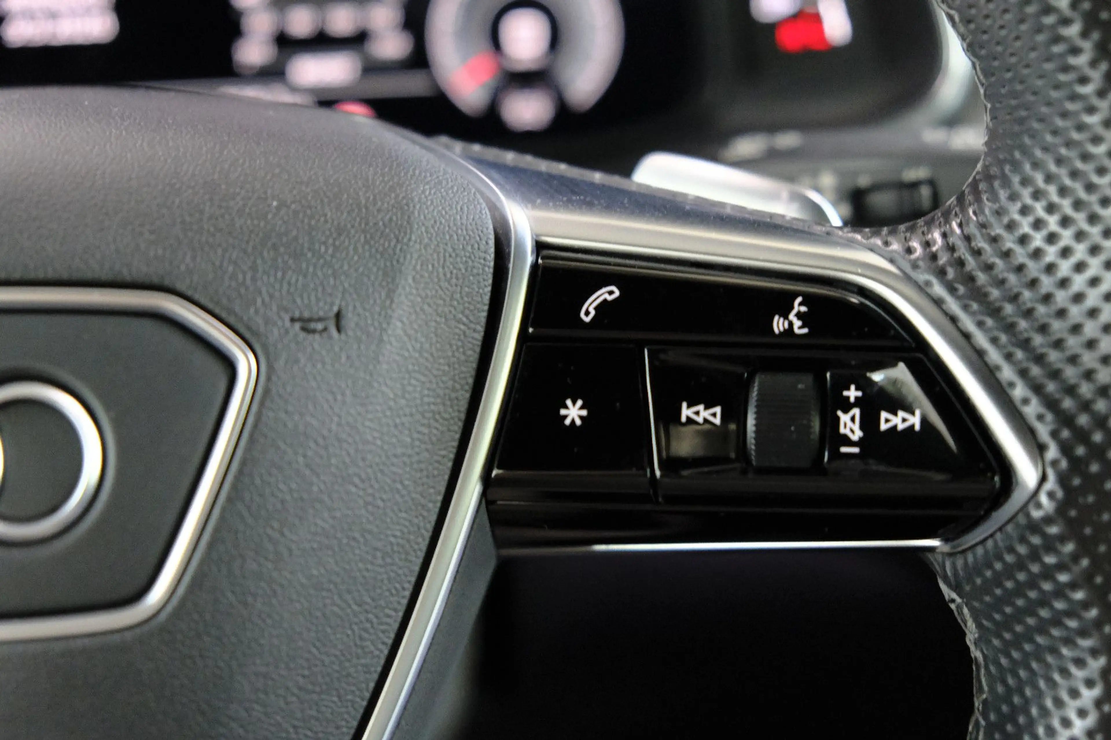 Audi S6 Avant 3.0 TDI qu*RS-SEATS*PANO*HUD*B&O*AHK* — photo 14