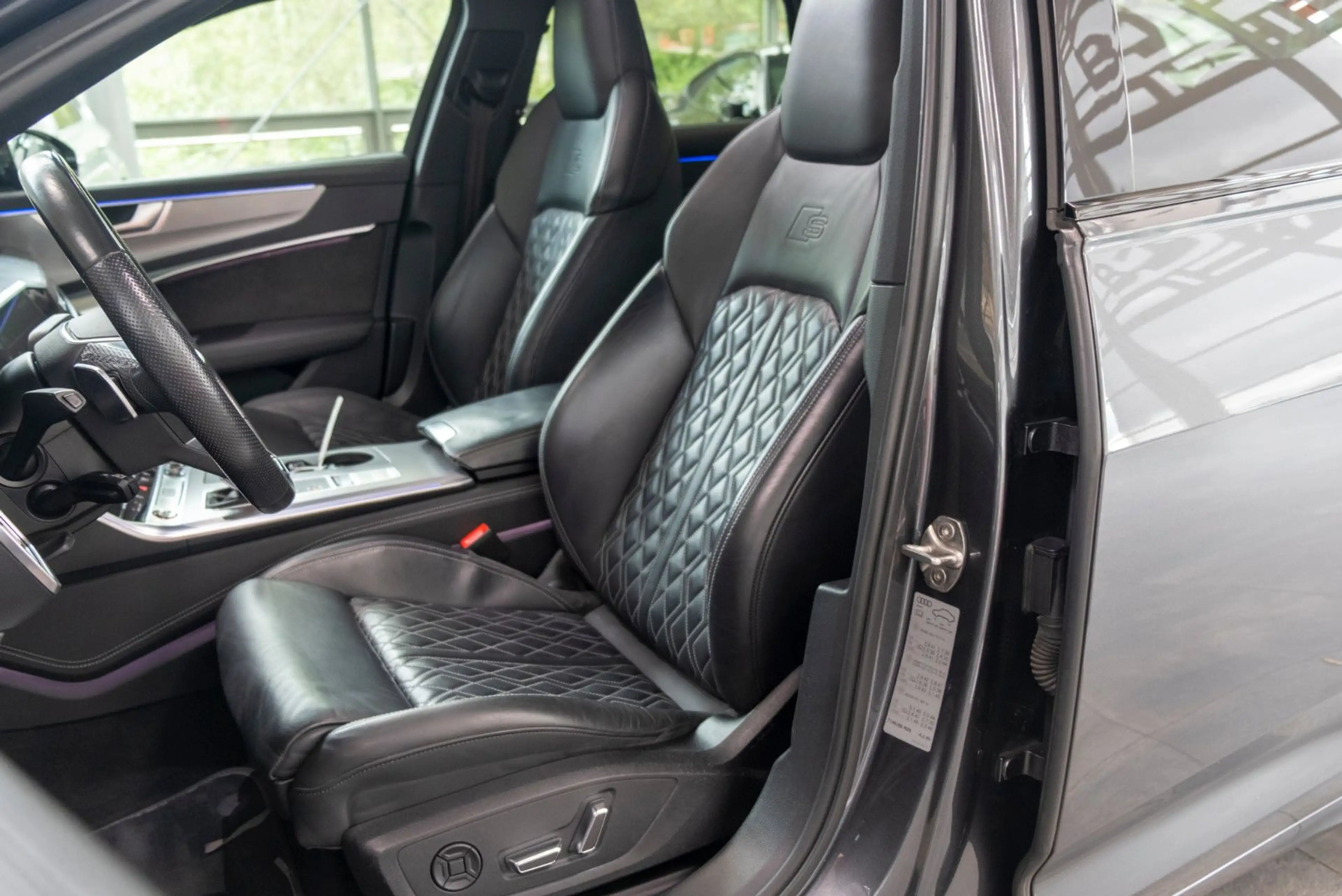 Audi S6 Avant 3.0 TDI qu*RS-SEATS*PANO*HUD*B&O*AHK* — photo 9