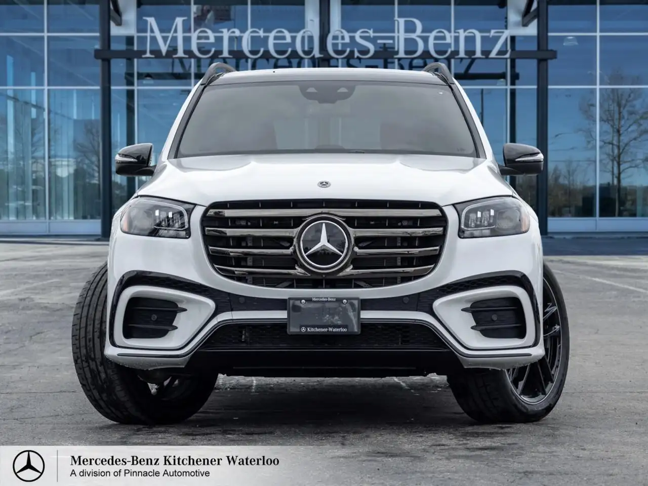 Mercedes-Benz GLS снимка Mercedes-Benz GLS