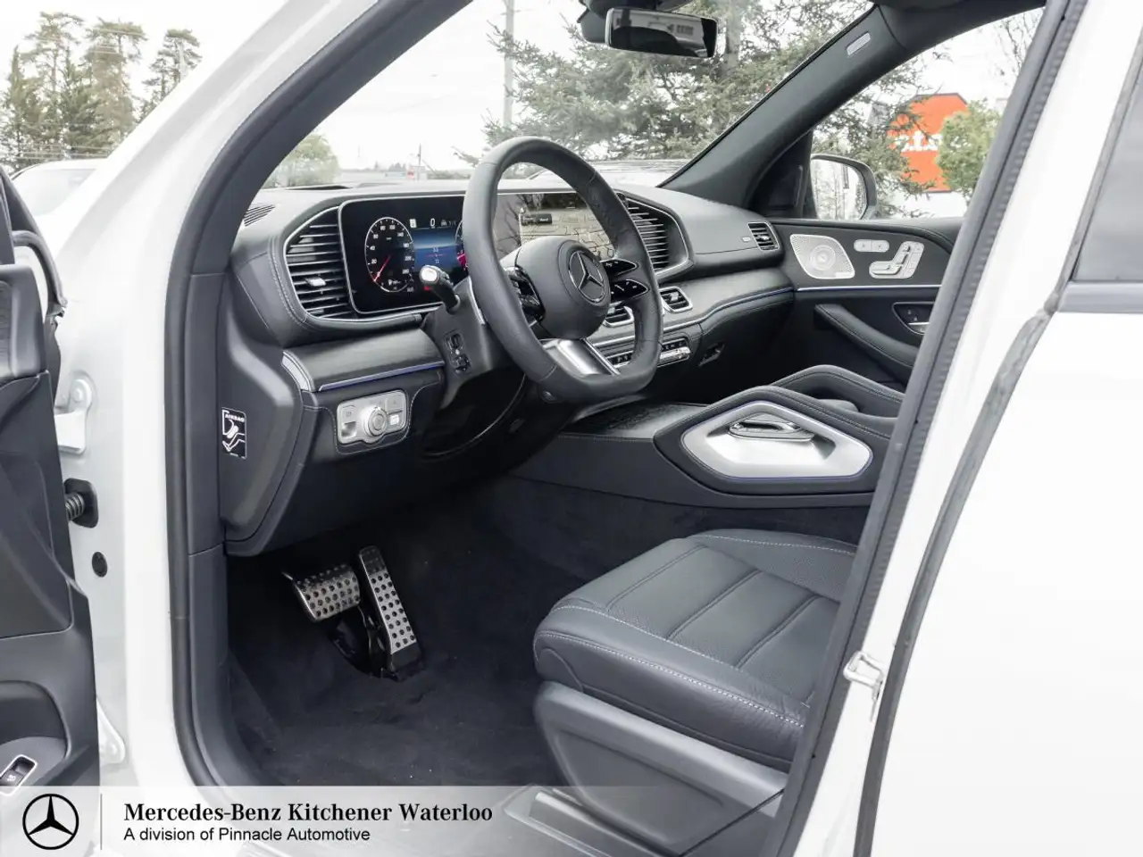 Mercedes-Benz GLS снимка Mercedes-Benz GLS
