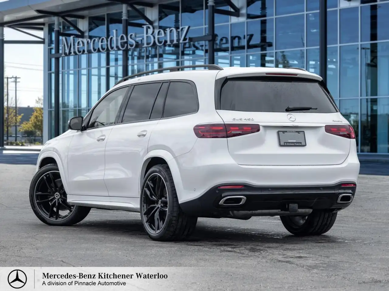 Mercedes-Benz GLS снимка Mercedes-Benz GLS