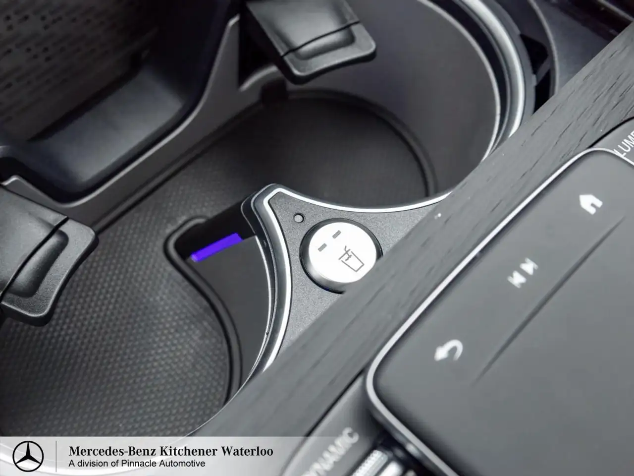 Mercedes-Benz GLS снимка Mercedes-Benz GLS