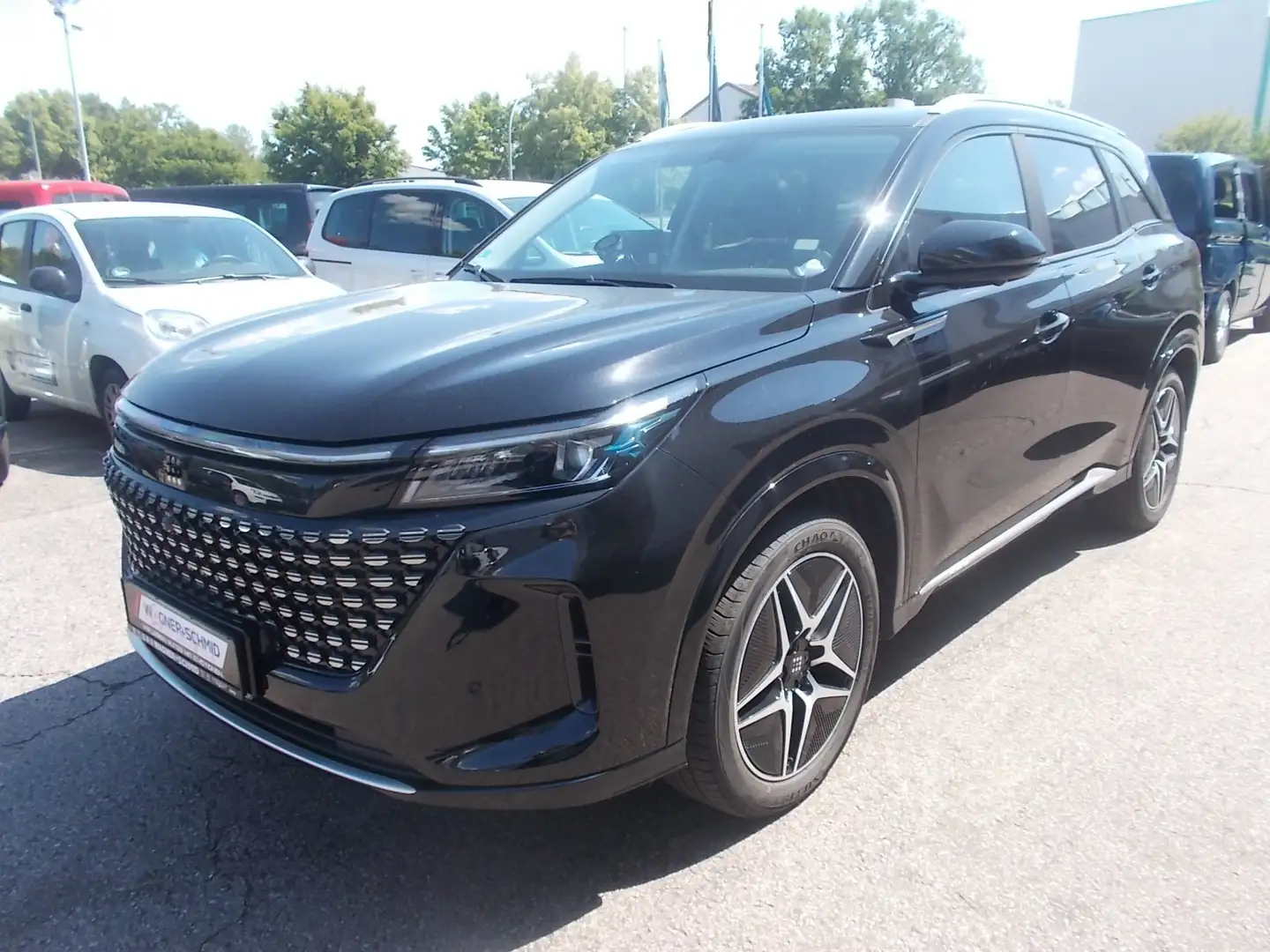 DFSK Fengon 5 E5 Plugin Hybrid 7 Sitzer Noir - 1