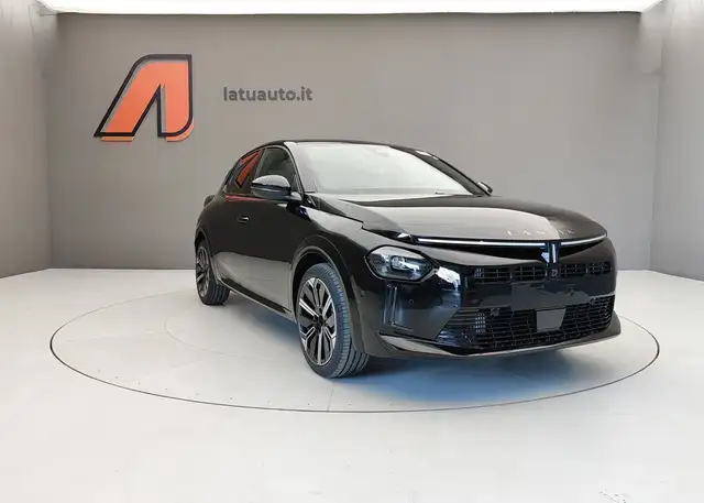 Lancia Ypsilon view 3