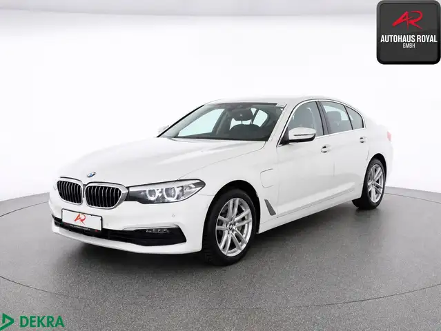 BMW 530 e HEADUP,KAMERA,ALARM,STANDKLIMA,SCHECKHEFT