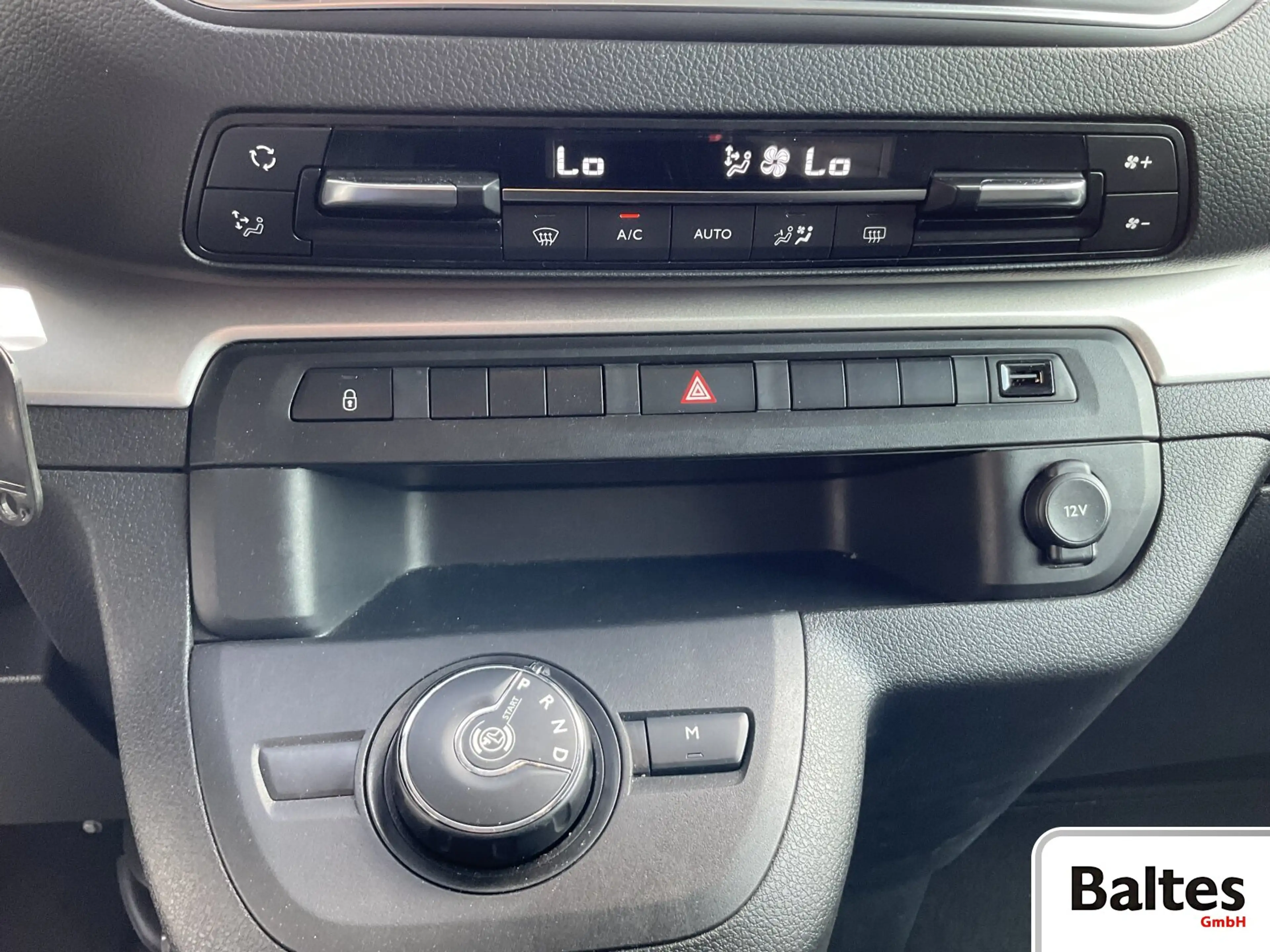 Opel Zafira Life Zafira Life 2.0 D M Edition 8Si/Xenon/Navi/FahrA — photo 15