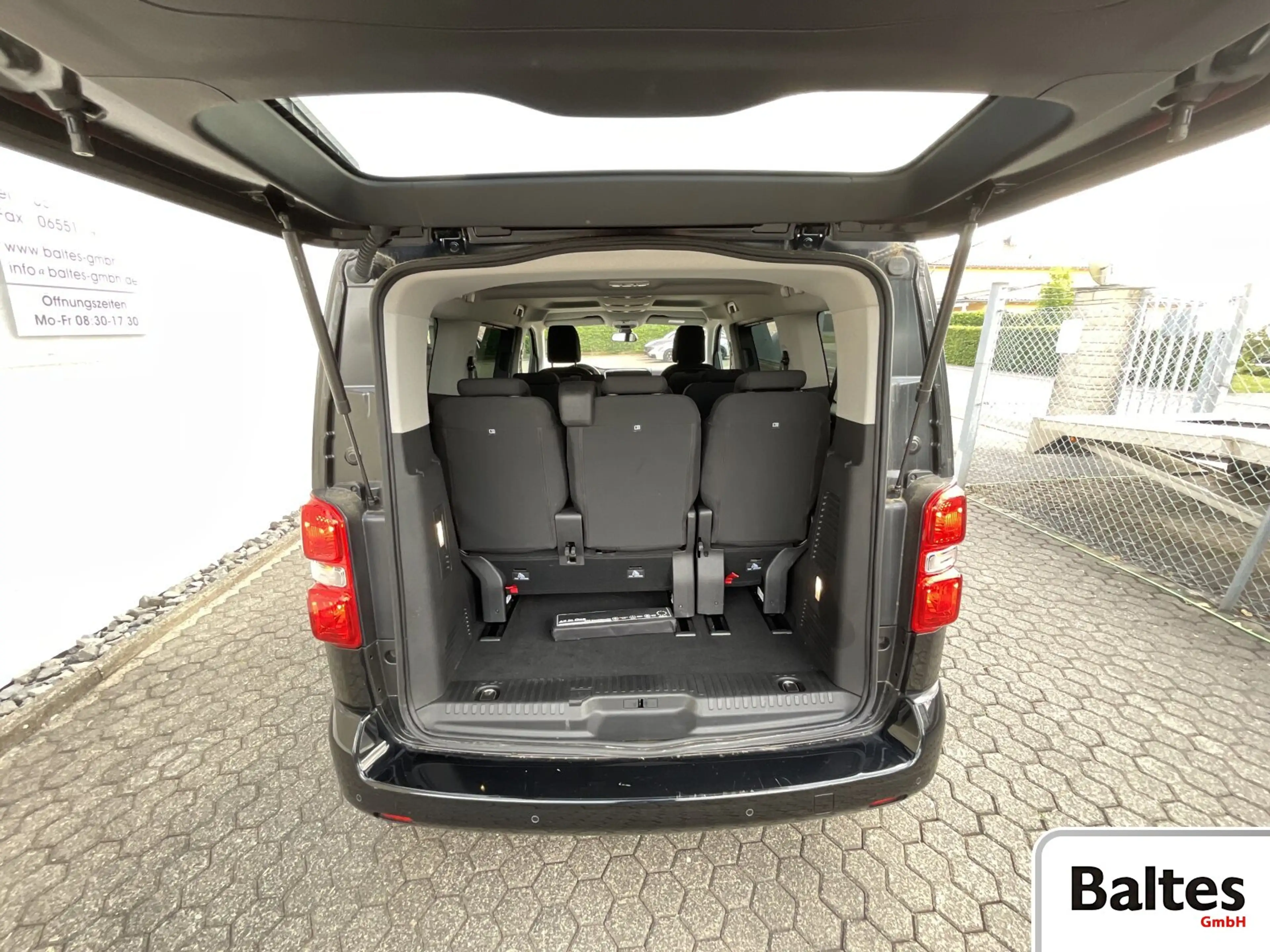 Opel Zafira Life Zafira Life 2.0 D M Edition 8Si/Xenon/Navi/FahrA — photo 9