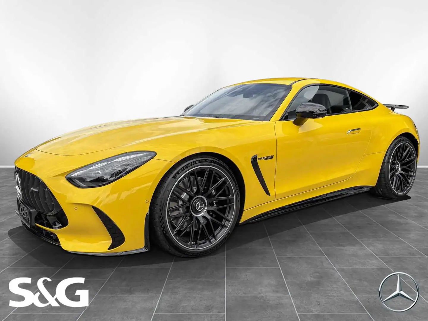 Mercedes-Benz AMG GT 4M+ premium Night+MBUX+360°+Totwink Geel - 1