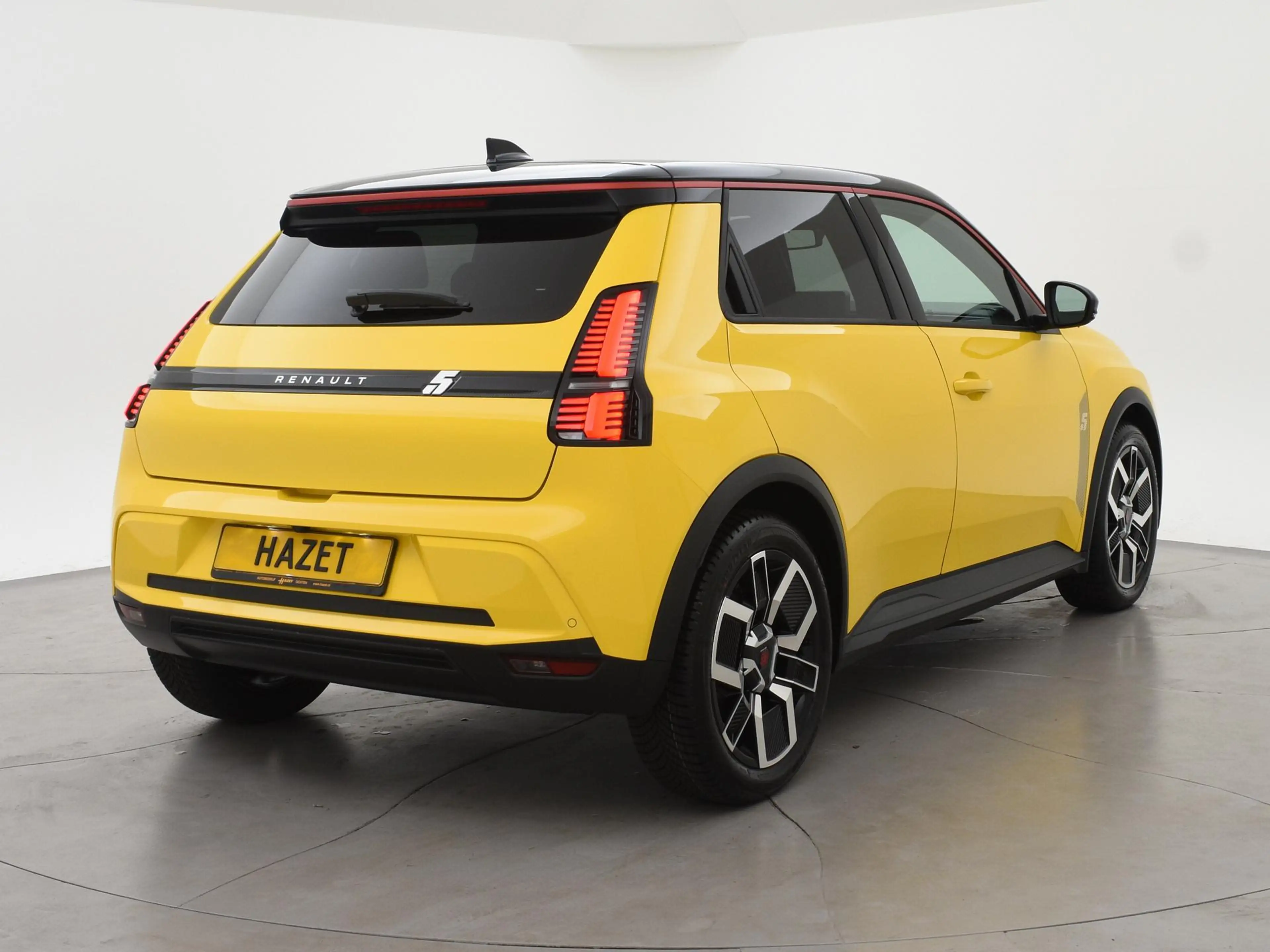 Renault R 5 COMFORT RANGE TECHNO 52 kWh 150 PK *NIEUW* DIRECT — photo 2