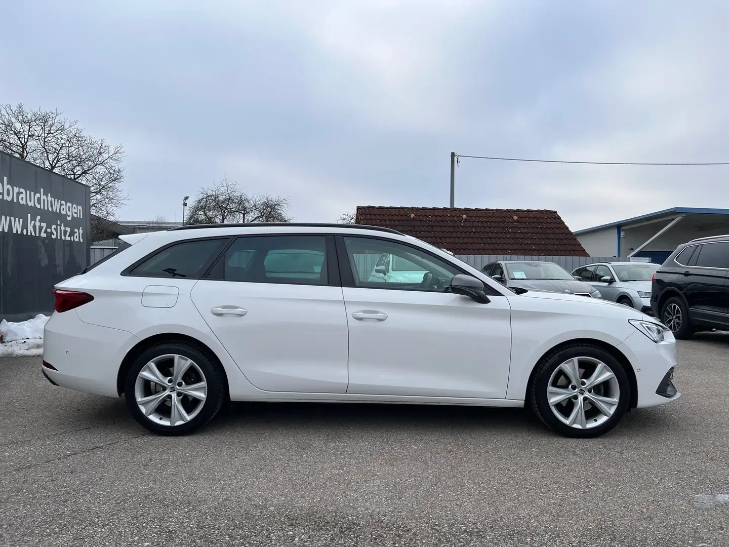 SEAT Leon ST 1,5 TSI ACT FR | AHK/RFK Weiß - 2