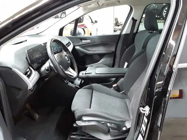 BMW 2 Series view 7
