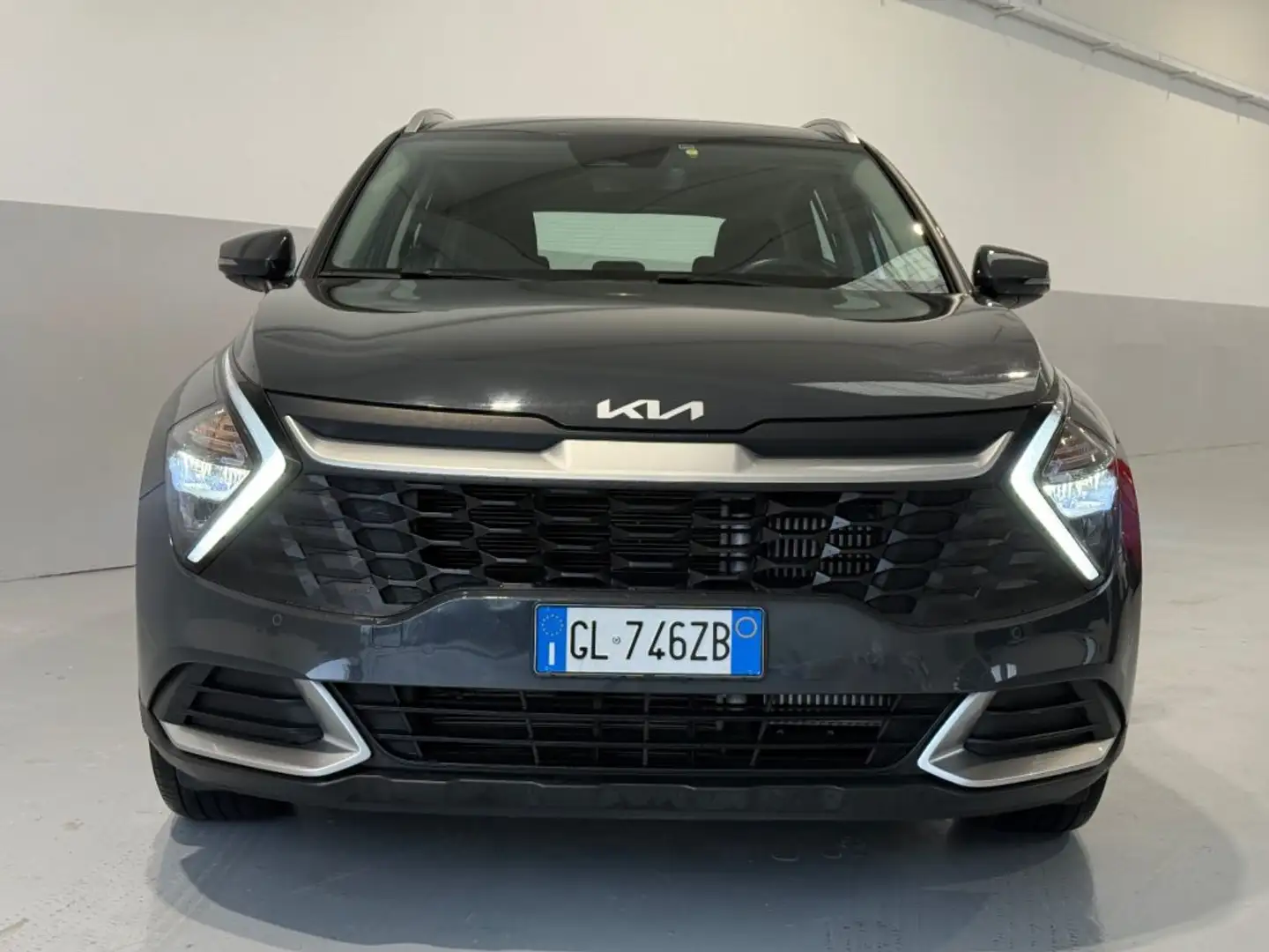 Kia Sportage 1.6 TGDi MHEV Business COME NUOVA Gris - 2