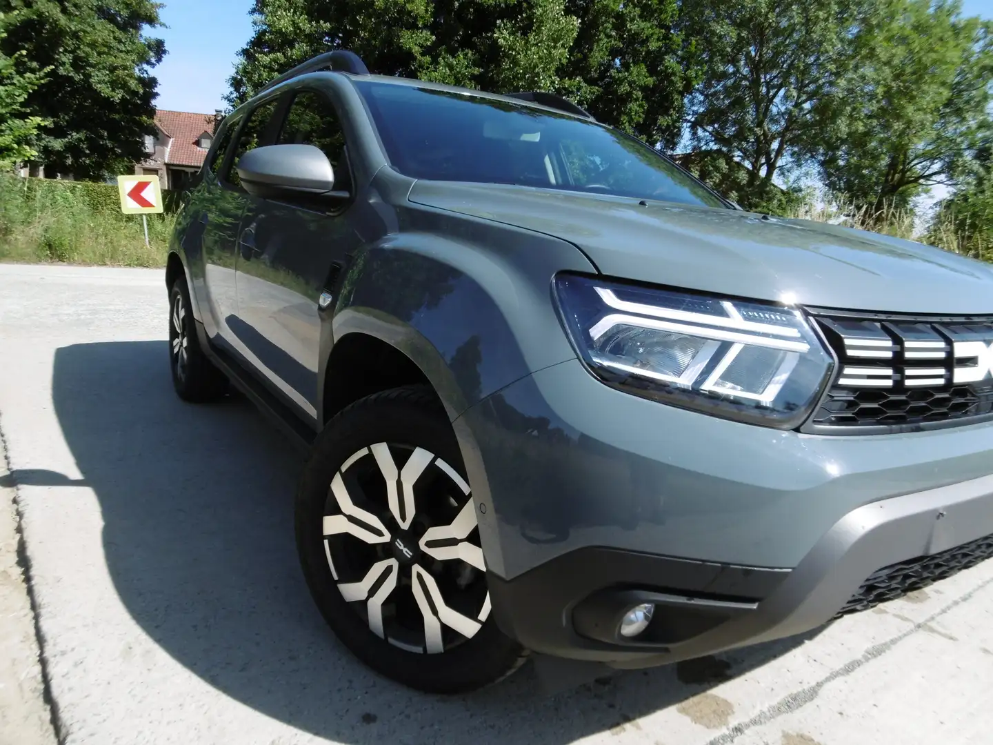 Dacia Duster Duster Blue dCi 115 2WD Essential netto: 16 115 eu Grijs - 1