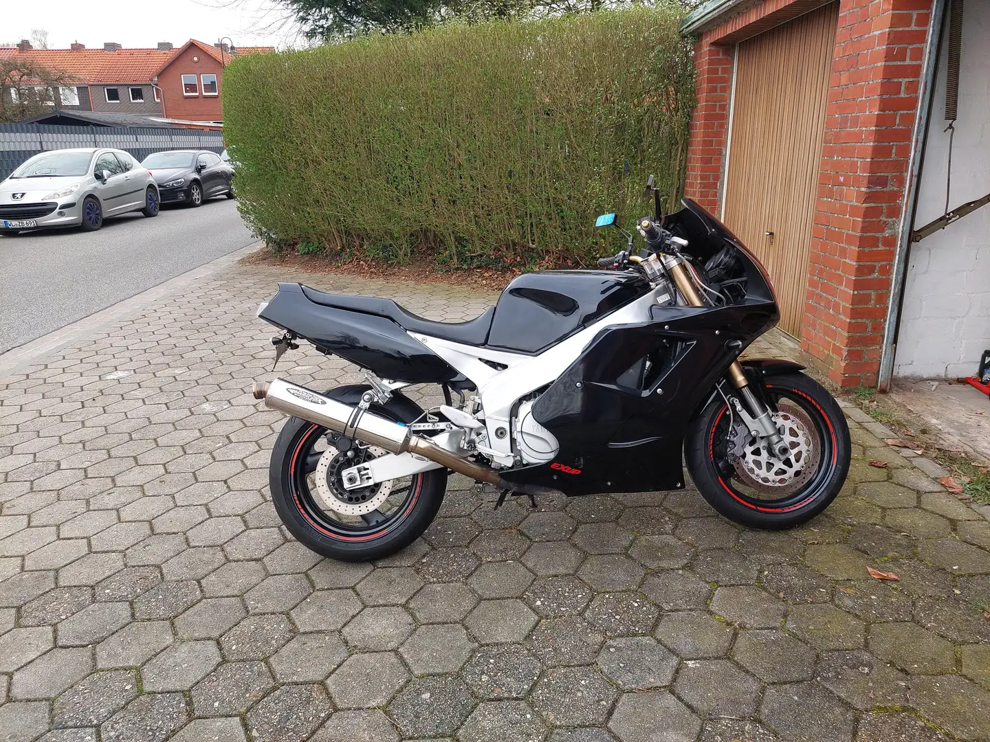 Yamaha FZR 1000 Negro - 2