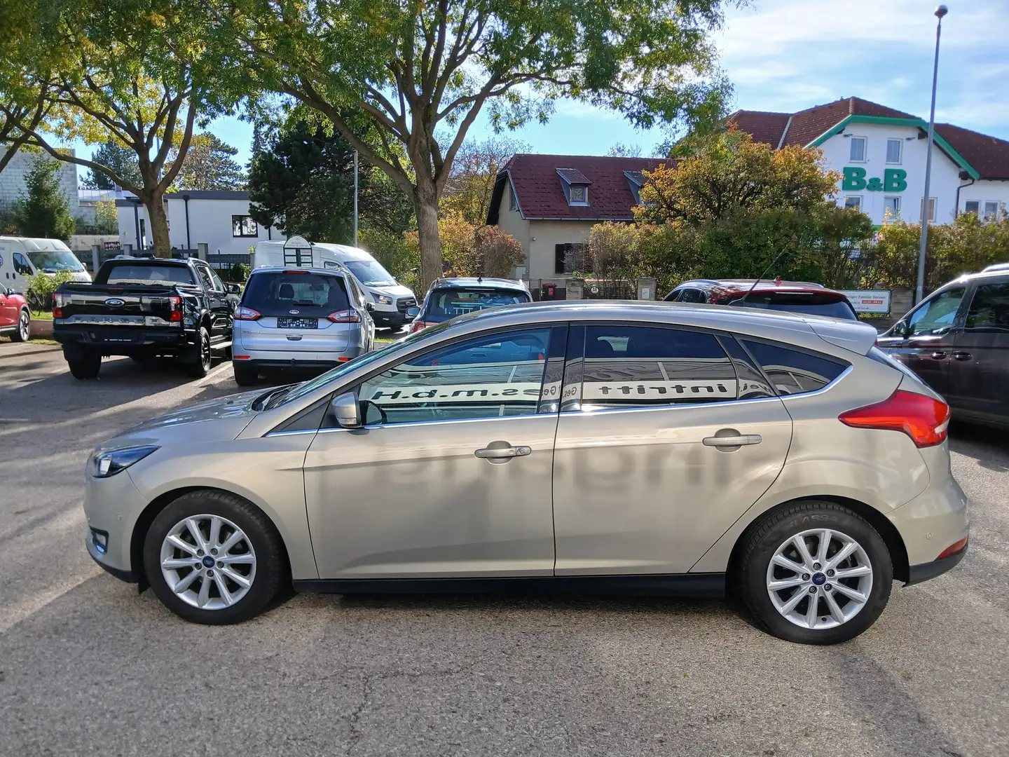 Ford Focus 1,0 EcoBoost Titanium Bronze - 2