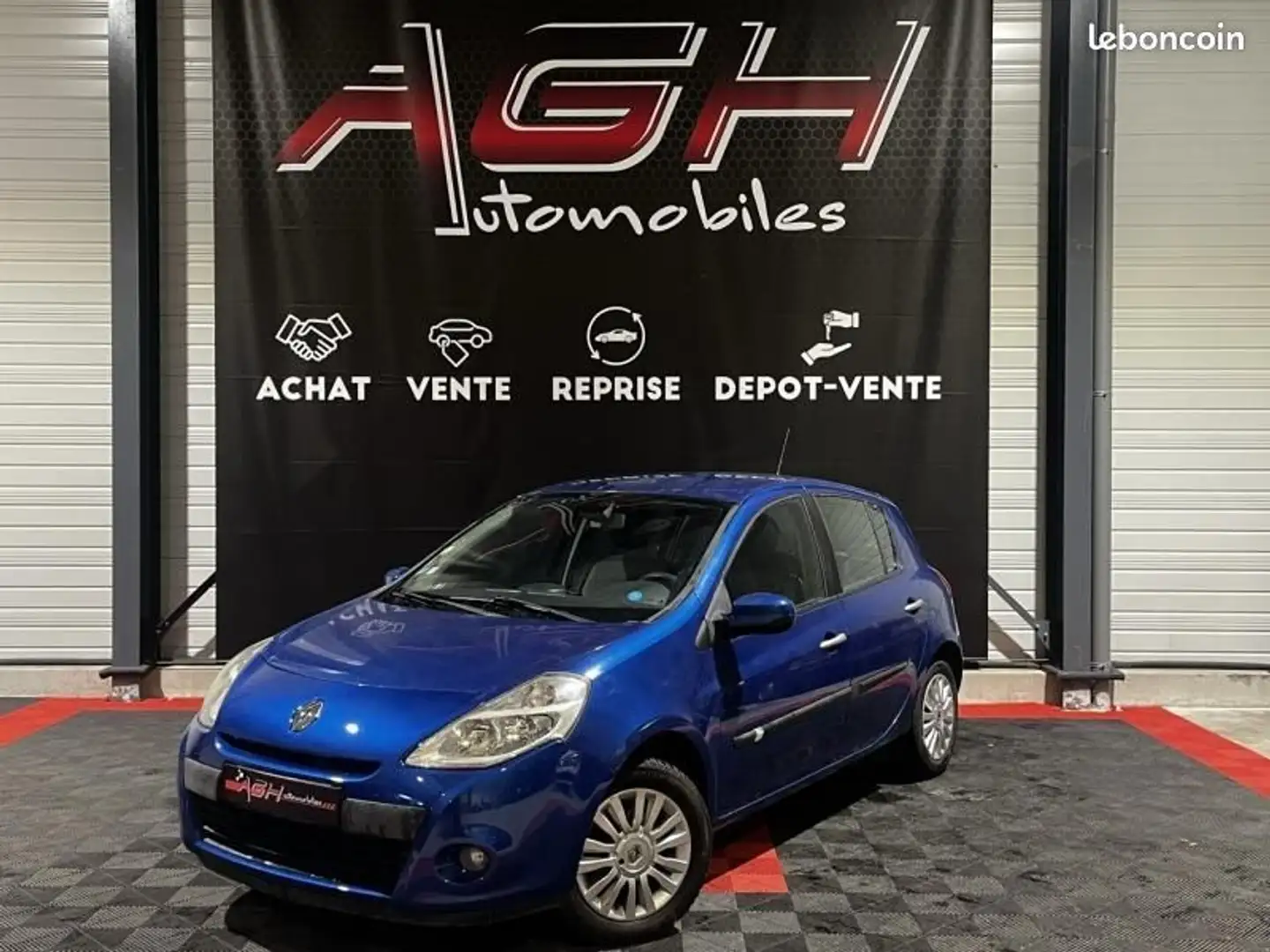 Renault Clio 1.5 dCi 90ch Expression Clim eco² 5p Modrá - 1