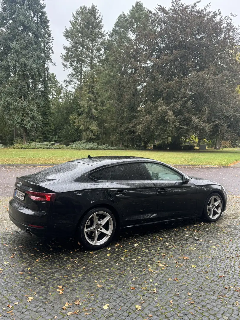 Audi A5 40 TFSI sport Schwarz - 2