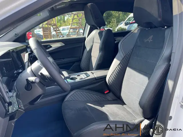 Renault Rafale view 11