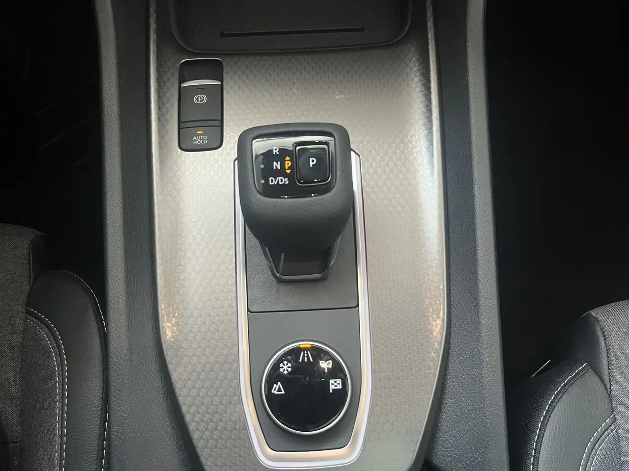 Nissan Qashqai Qashqai 1.3 mhev N-Connecta 4wd 158cv xtronic 24