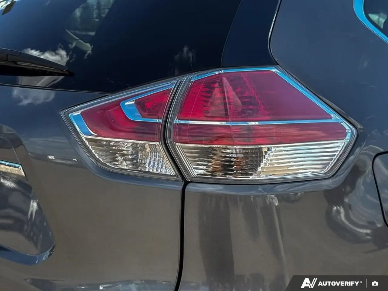 Nissan Rogue снимка Nissan Rogue