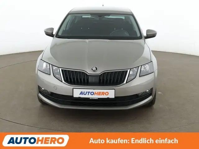 Skoda Octavia view 9