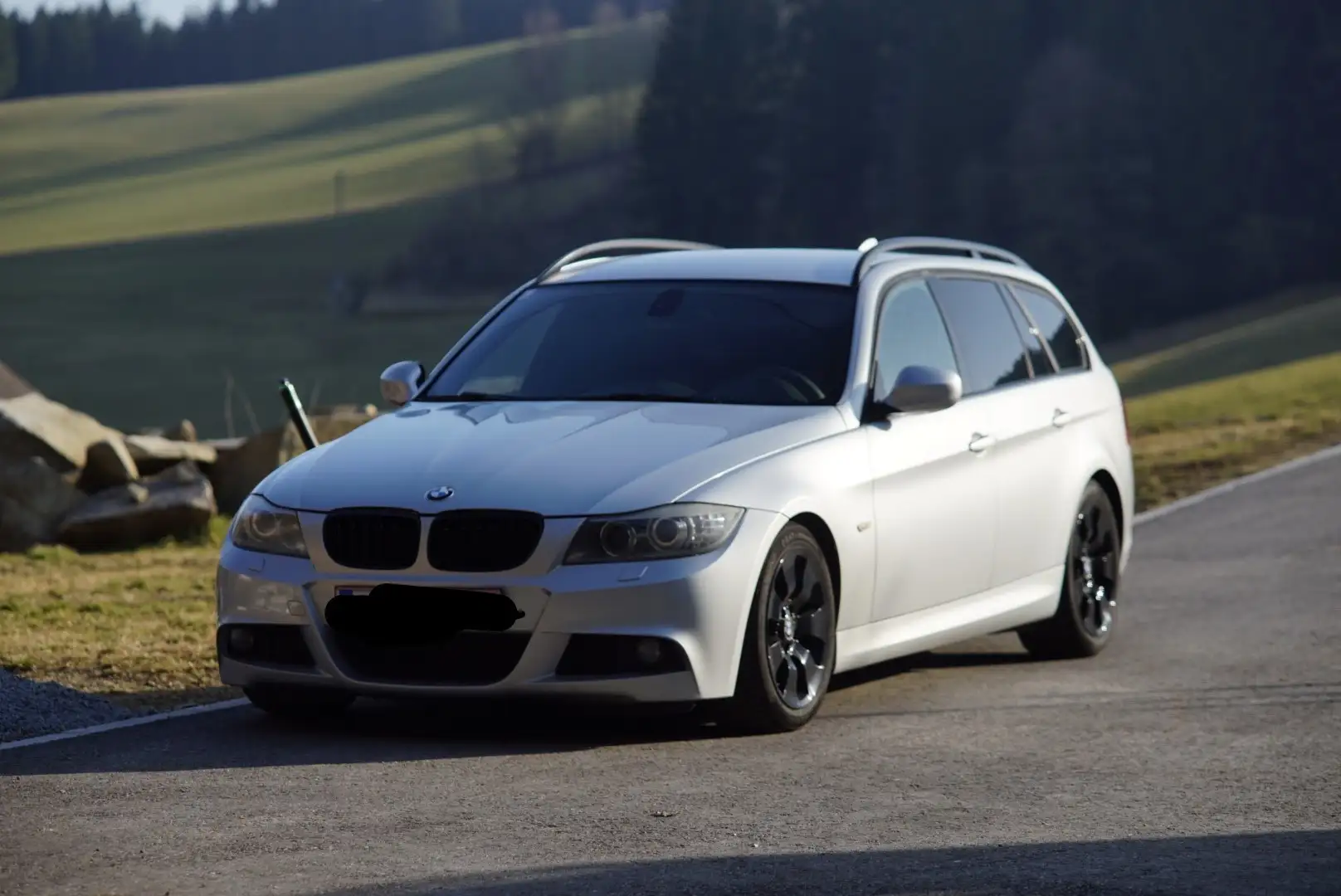 BMW 325 325d DPF Touring Aut. - 1