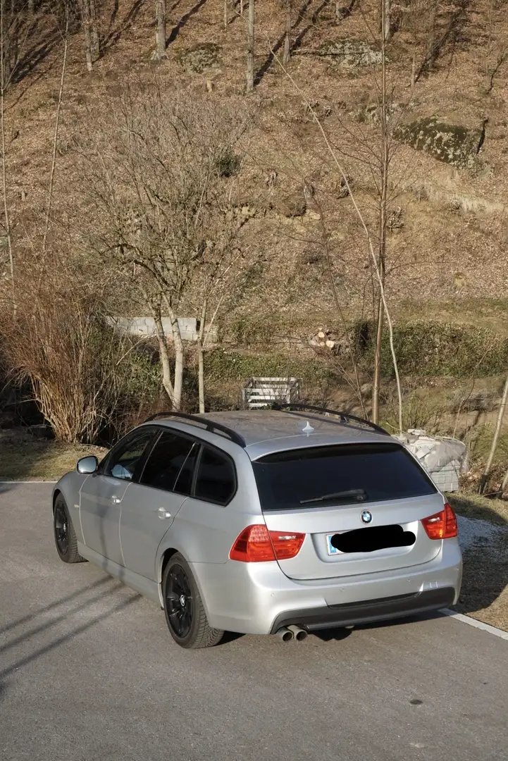 BMW 325 325d DPF Touring Aut. - 2