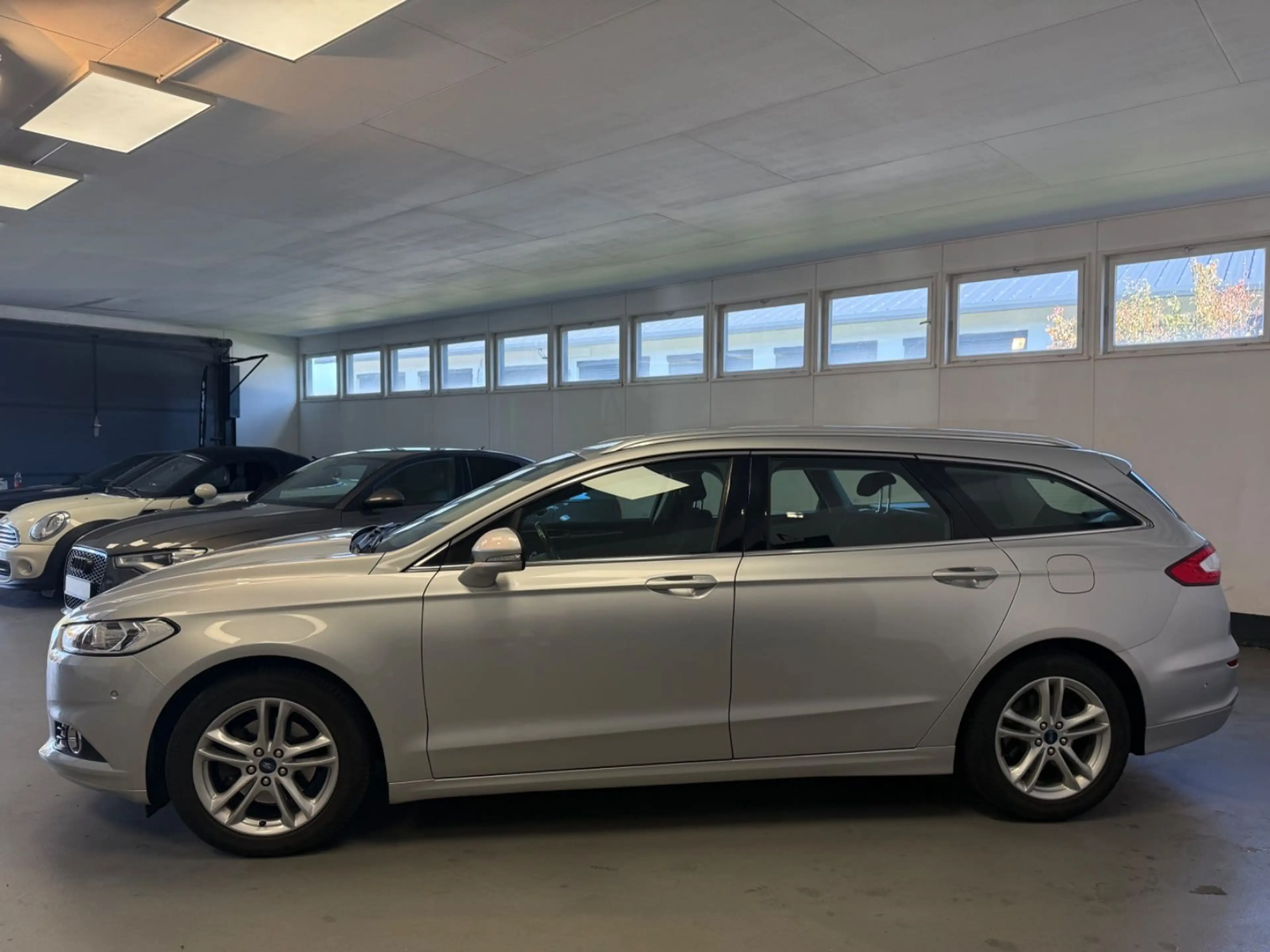 Ford Mondeo MONDEO 2.0 TDCI TURNIER TITANIUM*AUT*APPLE*BT*LM — photo 9